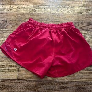 Lululemon Low Rise Hotty Hot Shorts|| Size 2|| 2.5”|| Crimson Red||